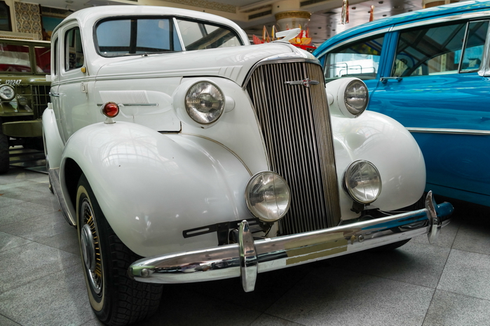 Фотографии Дубая (ОАЭ). Nasser Abd Al Latif Al Serkal Classic Cars Private Museum