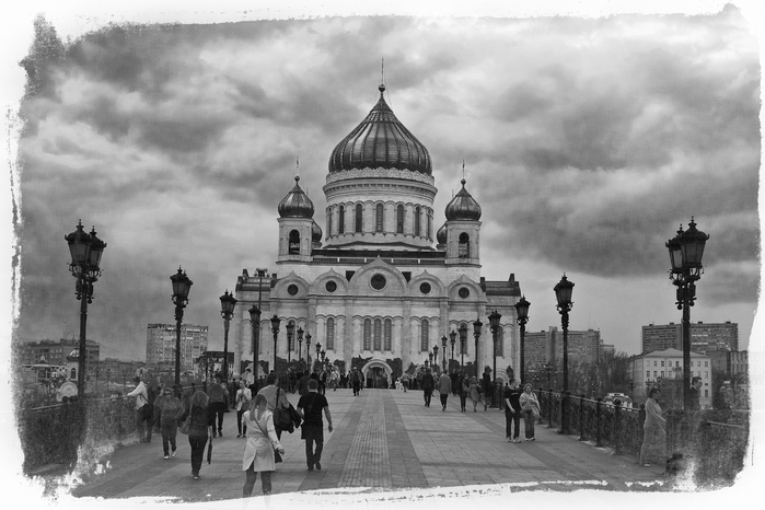Фотографии Москвы. Храм Христа Спасителя с Патриаршего моста